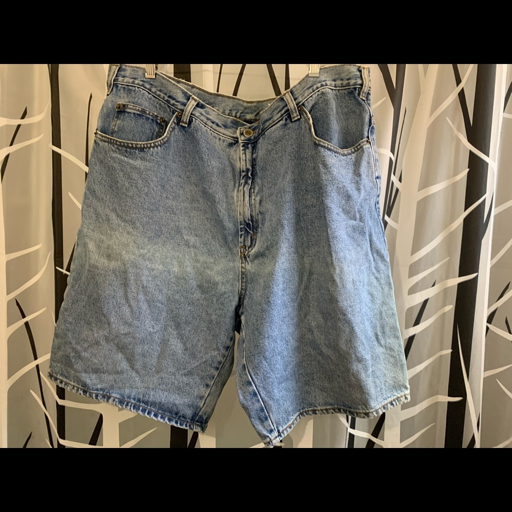 Saugatuck Shorts Sz 42